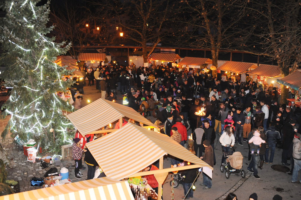 WeihnachtsmarktMaeder 399.JPG