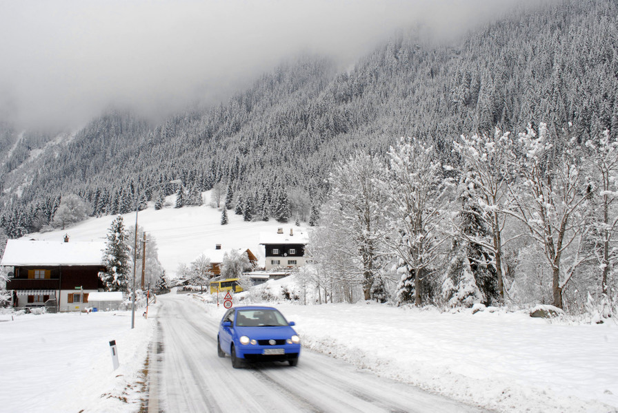 _c_ Gerhard Scopoli - Schnee Partenen - 008.jpg