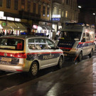 Unfall zwischen Polizeiwagen und Pkw, Währinger Straße-Ecke Schwarzspanierstraße