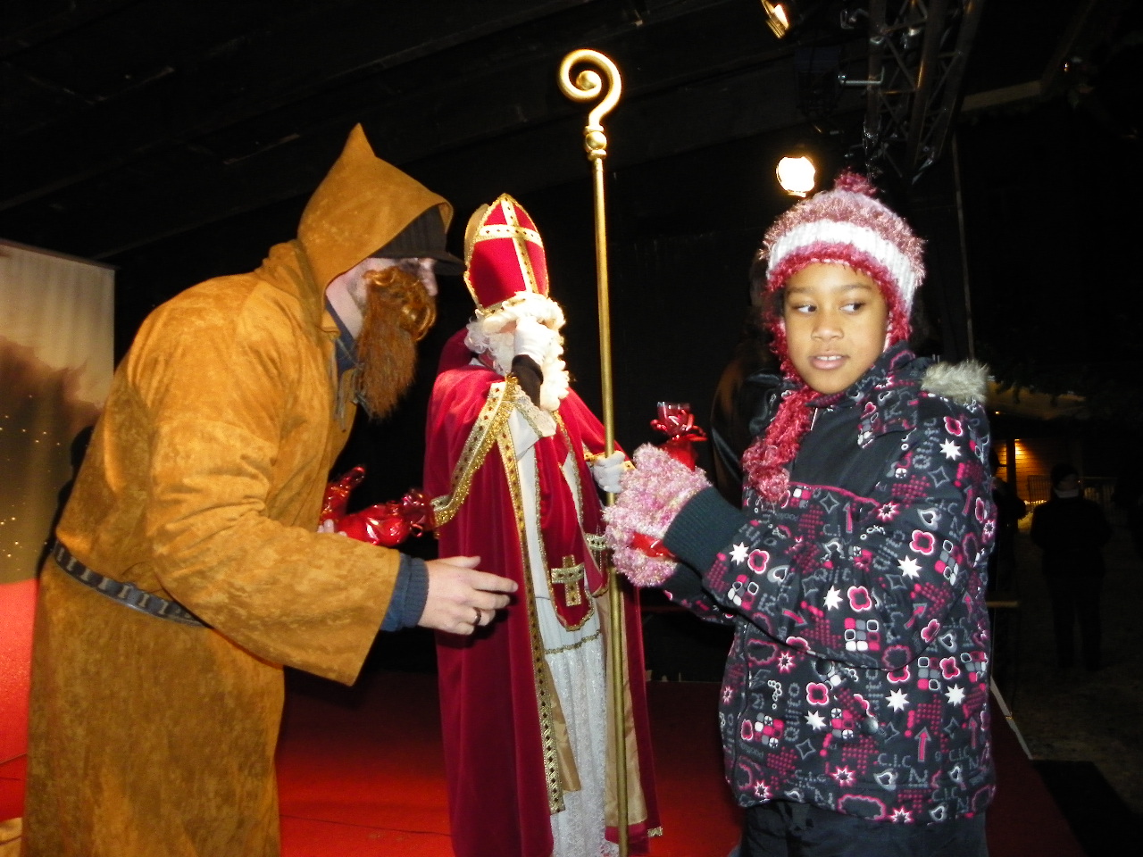 108_1827_jpg-1354837331