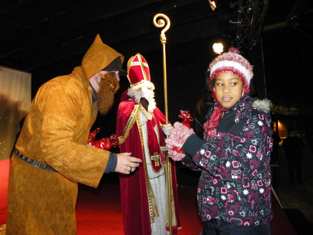 108_1827_jpg-1354837331