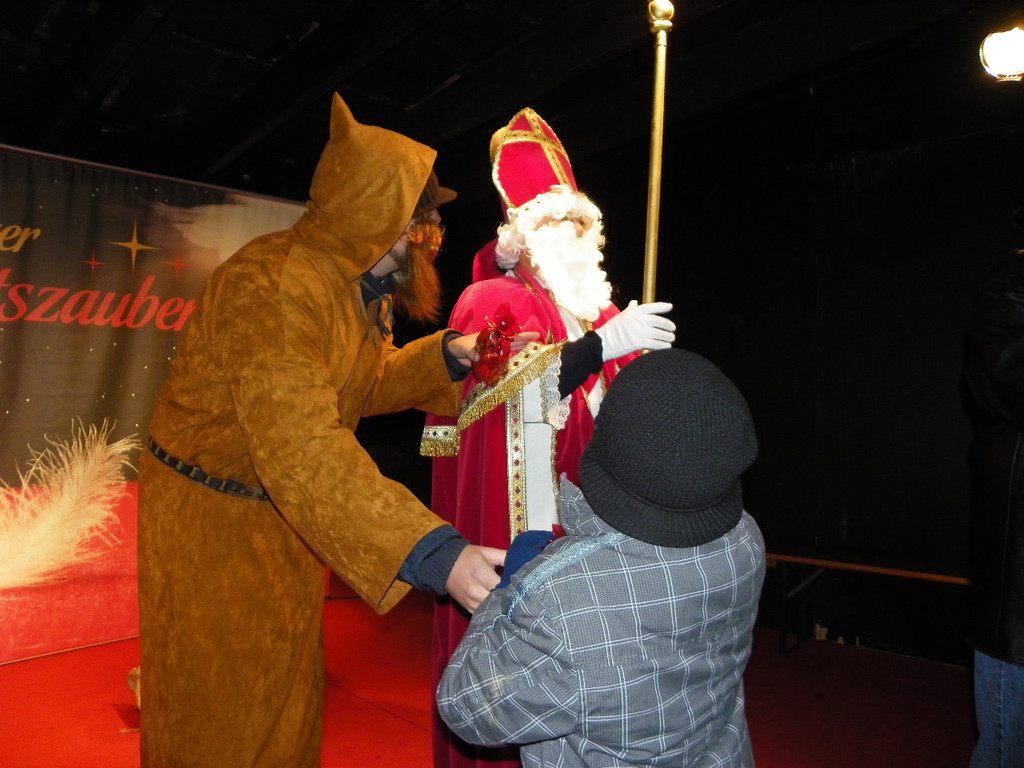 108_1828_jpg-1354837335