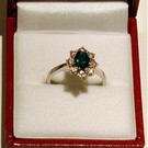 Wei__goldring mit Smaragd.jpg