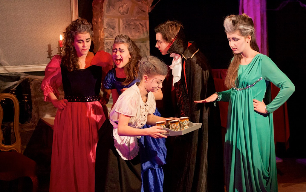 KOE_Premiere Jugendtheater Goefis_jpg-1355136798