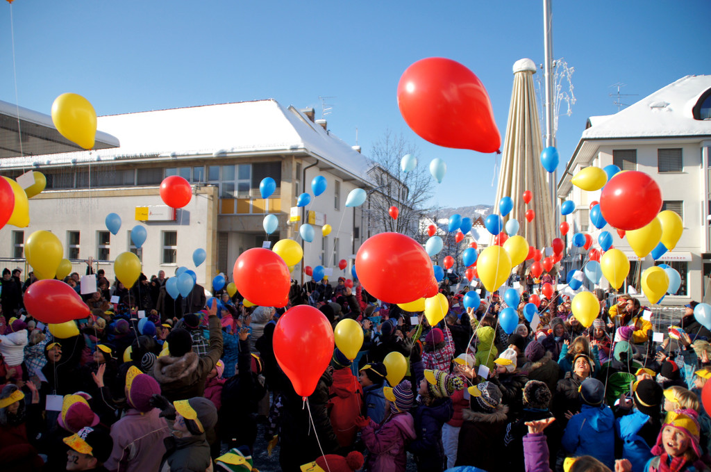 # Titelbild_JPG-1355353387