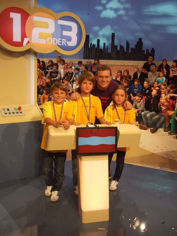B Volksschule 1 2 oder 3 Klasse 4a Okt 2012 _1__jpg-1355575211