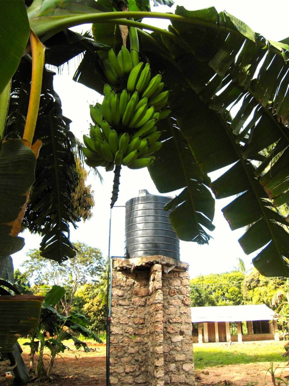 KOE_Hilfsprojekt Kenia 6_jpg-1355590522
