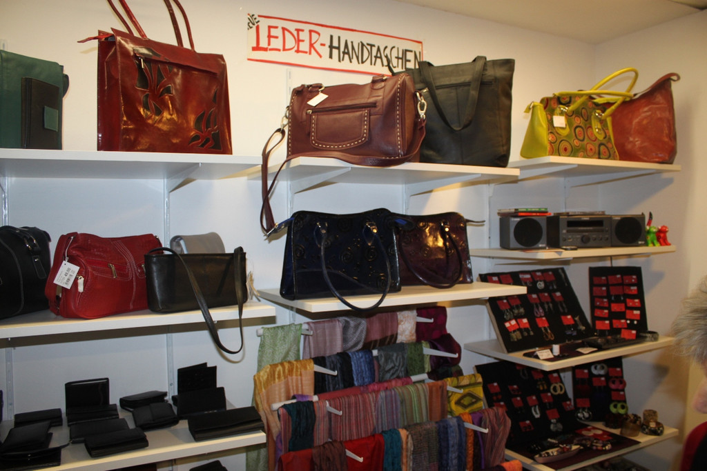 Weltladen Scheck Indien 2012 _9__jpg-1355675858