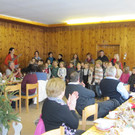 Erstkommunionkinder bei den Senioren