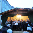 Bakip 4B singt am Feldkircher Weihnachtsmarkt
