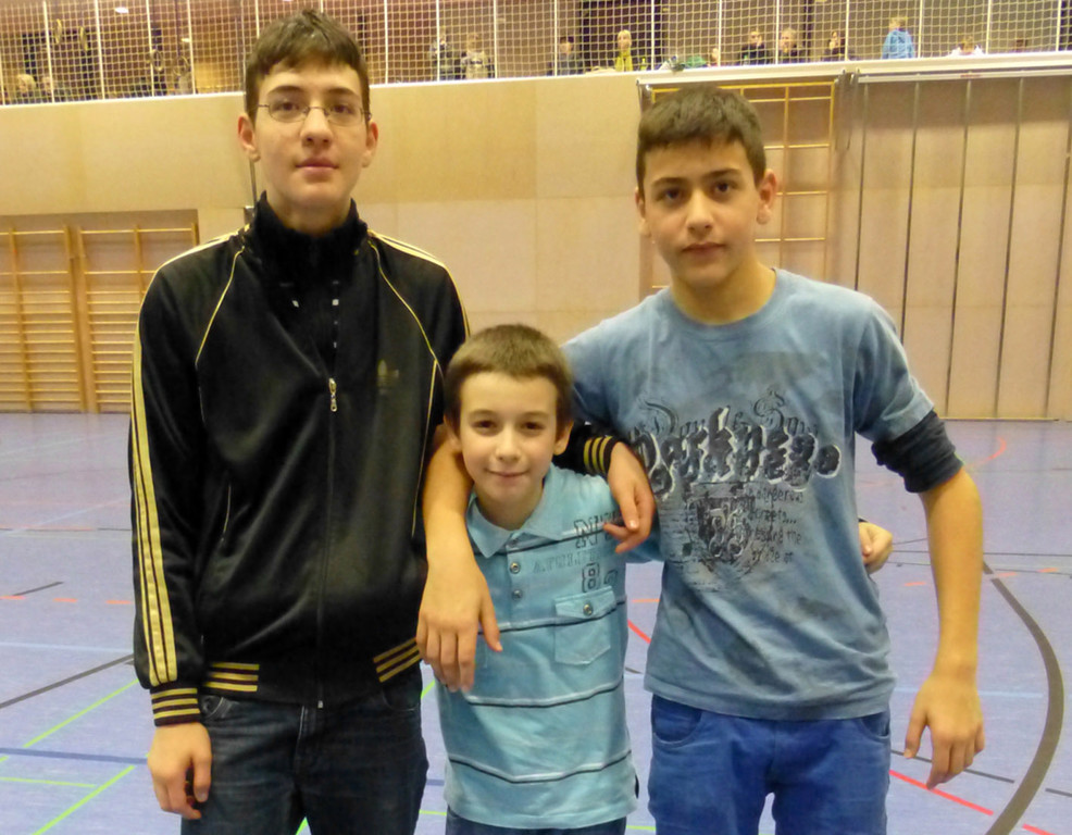 VS-Ball8Helfer_jpg-1355758859