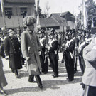EHZ Eugen schreitet Front ab_jpg-1355761638