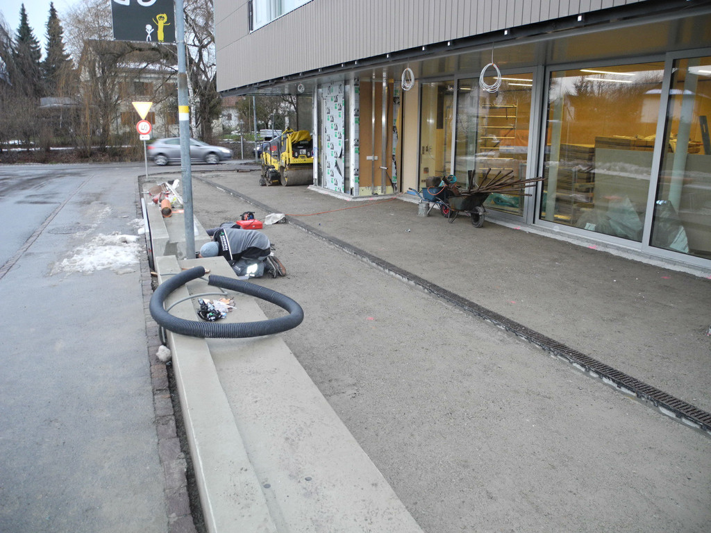 DSCN8813_JPG-1355764825