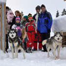 Wintercamp-Gro__er Andrang beim Husky-Schlittenfahren.jpg