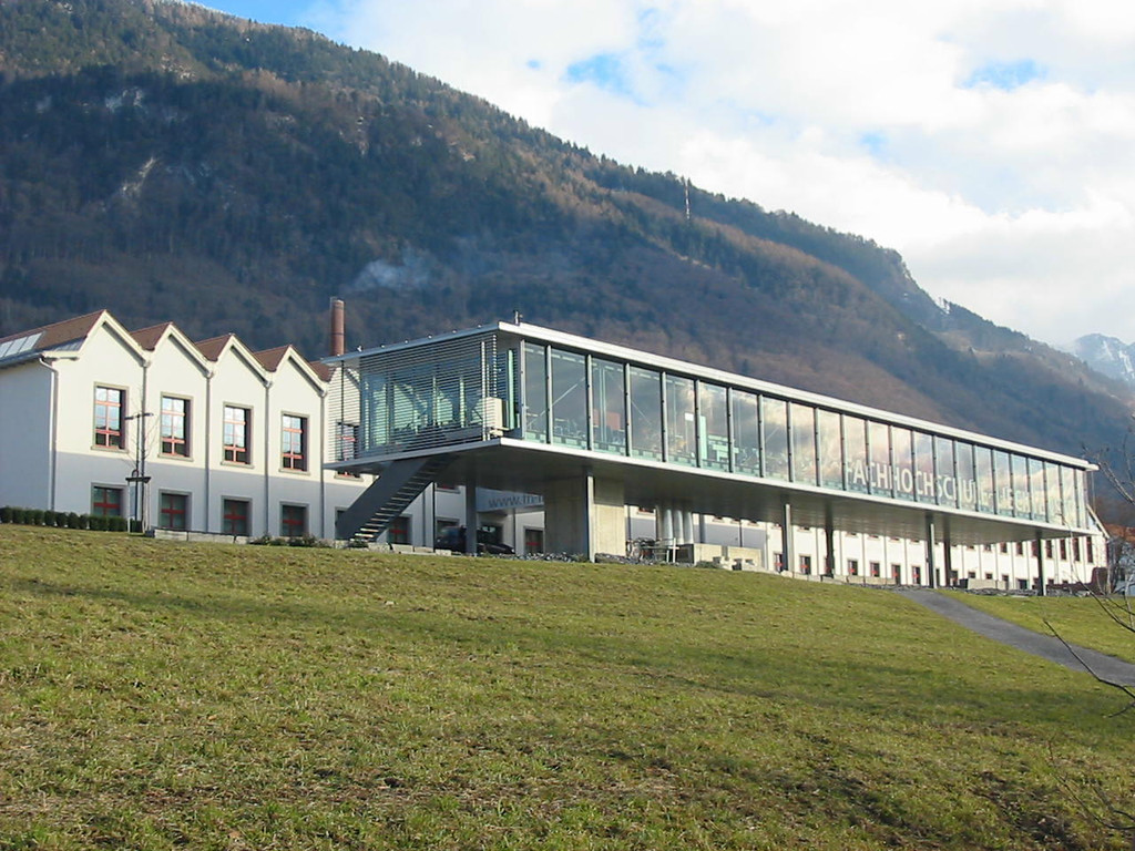 Aussen 2005-01_JPG-1355767281