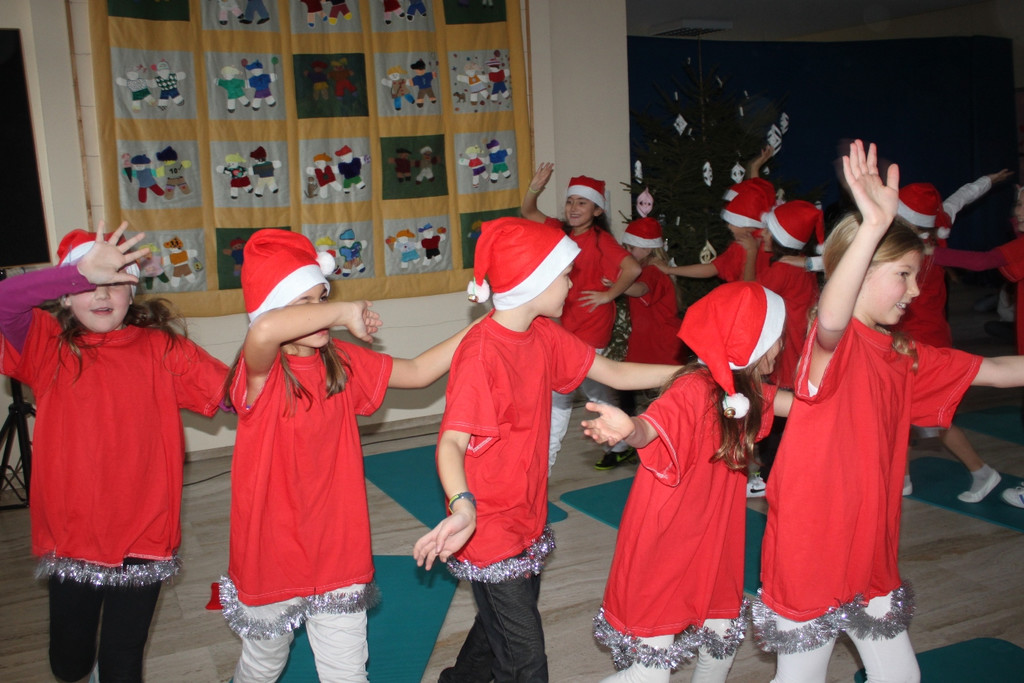 Volksschule Weihnachtsfeier 2012 _23__jpg-1356108409