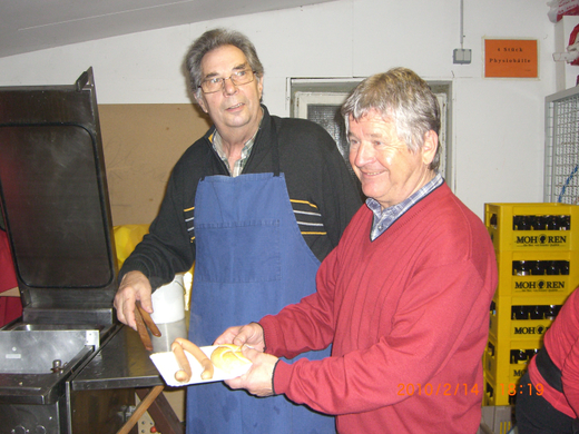 2010_02_14_ Faschingsumzug Turnhalle 097.jpg