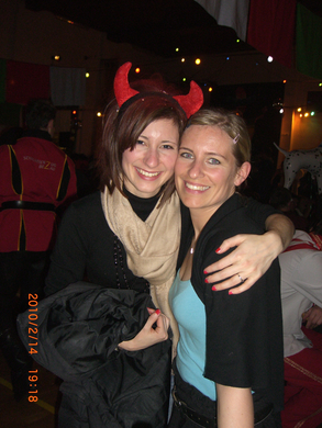 2010_02_14_ Faschingsumzug Turnhalle 127.jpg