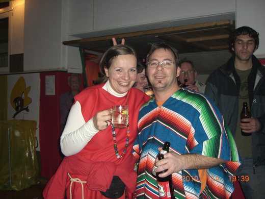 2010_02_14_ Faschingsumzug Turnhalle 136.jpg