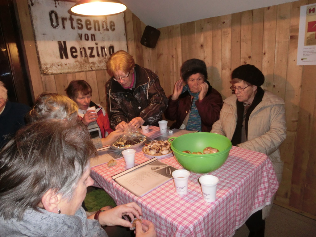 Waldweihnacht des Seniorenbundes am 19_12_2012 048.JPG
