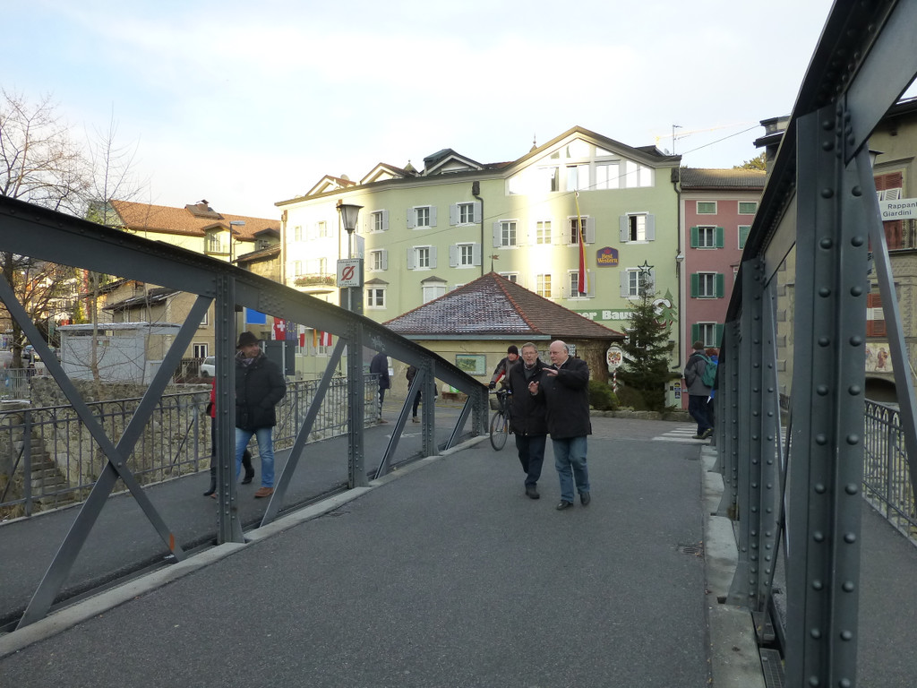 P1000343_JPG-1356509551
