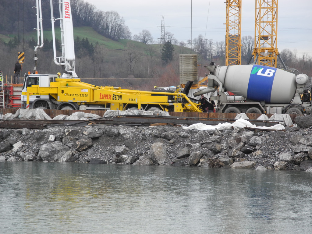 DSCN8859_JPG-1356516946