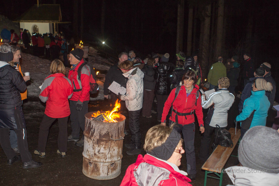 Waldweihnacht2012009_jpg-1356639088