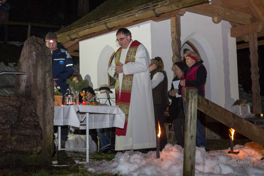 Waldweihnacht2012012_jpg-1356639124