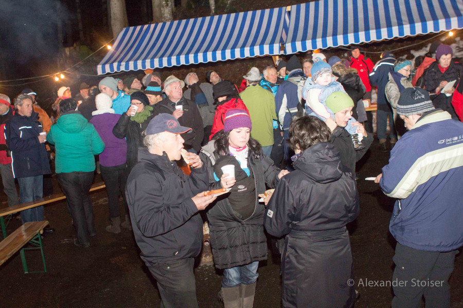 Waldweihnacht2012026_jpg-1356639228