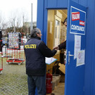 normal_28122012fmt_pyrotechikkontrolle_polizei_mw_014.JPG
