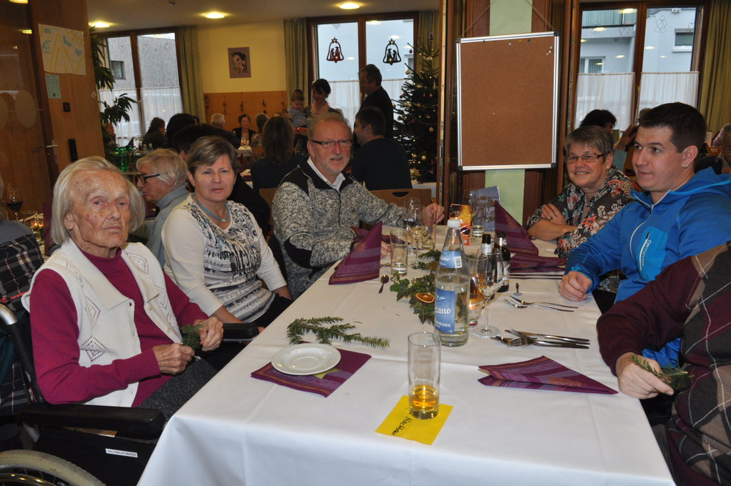 SZ-Weihnachtsfeier116.jpg
