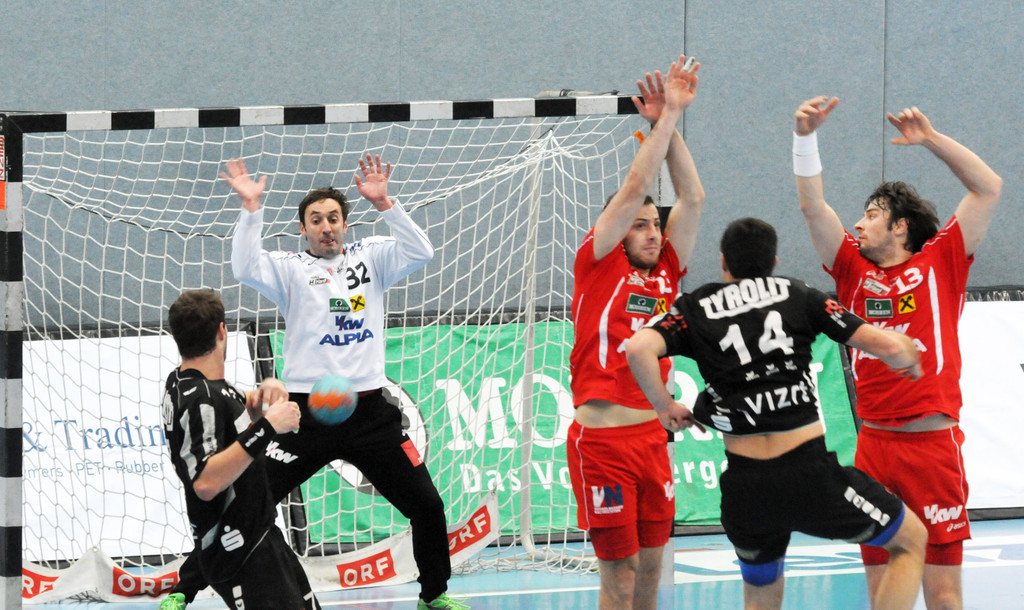 Handball Hard 30-12-2012 74_jpg-1356949711