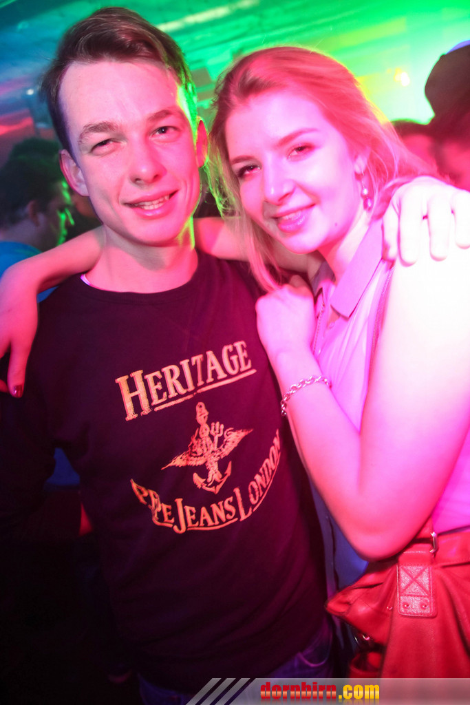 12469945.jpg