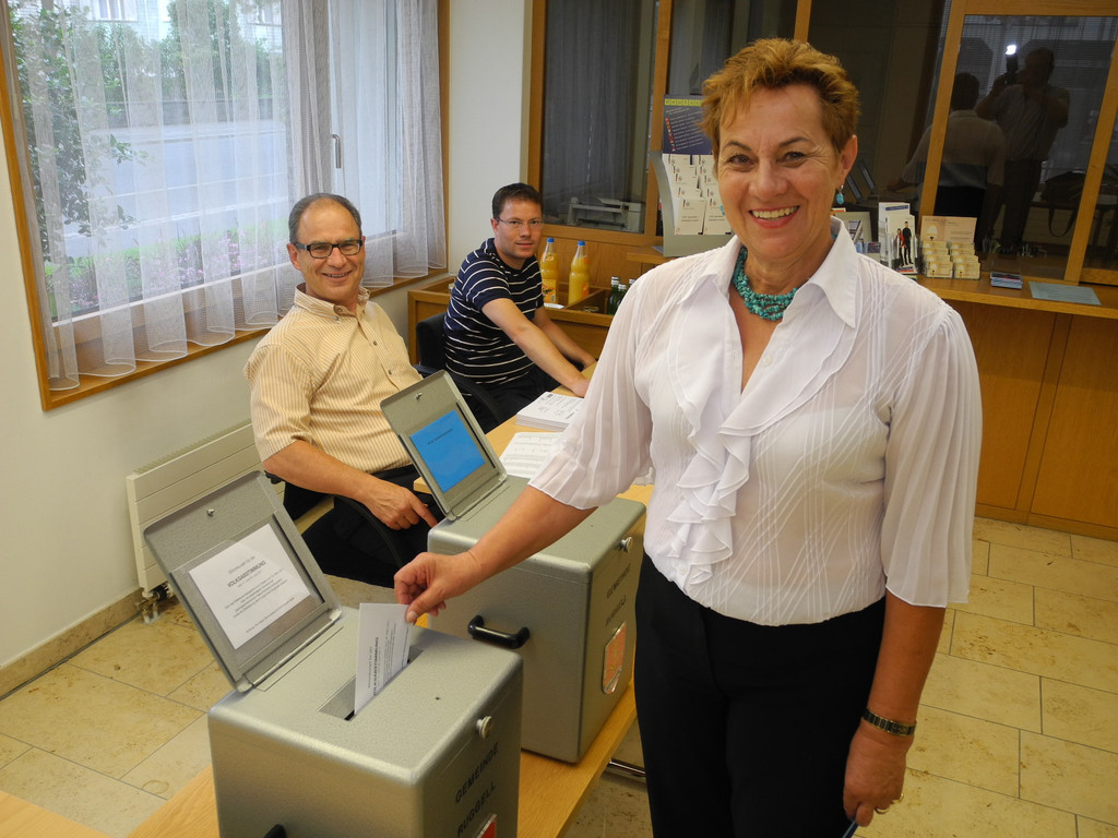 DSCN9077_JPG-1357400273