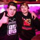Flügel Promo Party / Hot Flügel Girls & DJ Pit