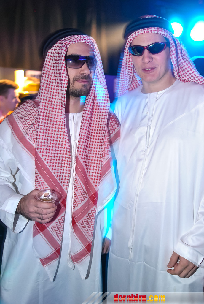 12475470.jpg