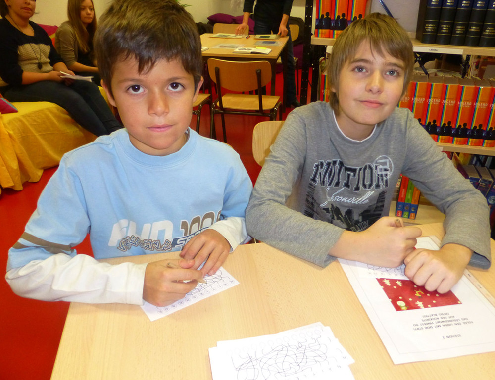 SMS4d_jpg-1357504070