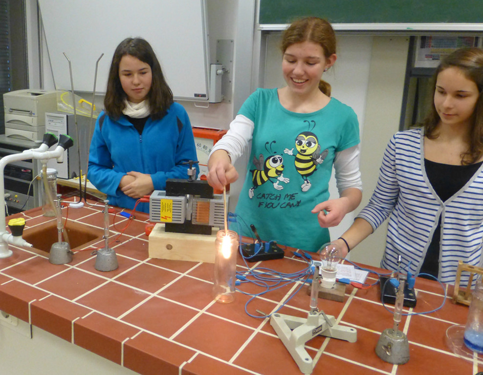 SMS7Physik_jpg-1357504135