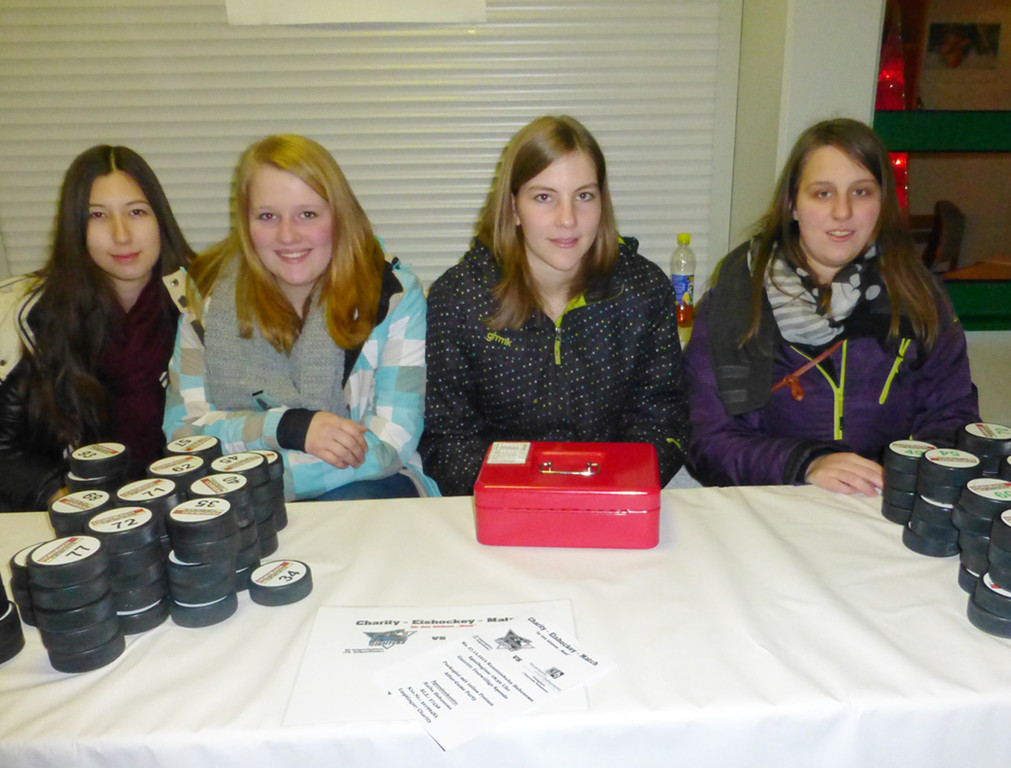 Maxi16Puckverkauf_jpg-1357510237