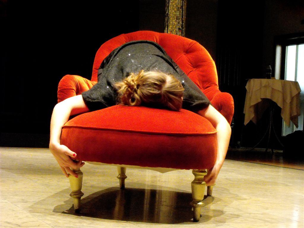 oh mein sofa_jpg-1357512846