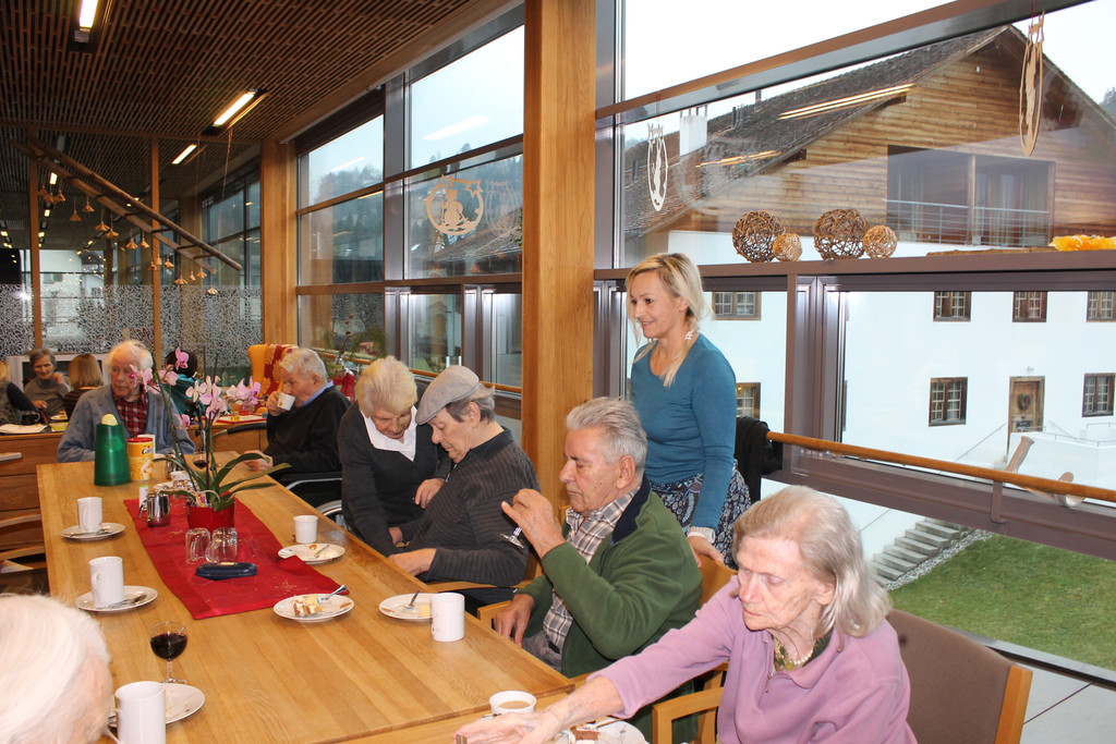 IAP 012_JPG-1357563257