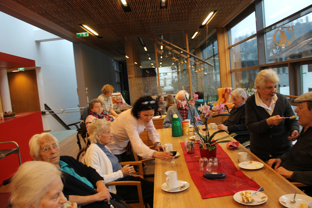 IAP 014_JPG-1357563424