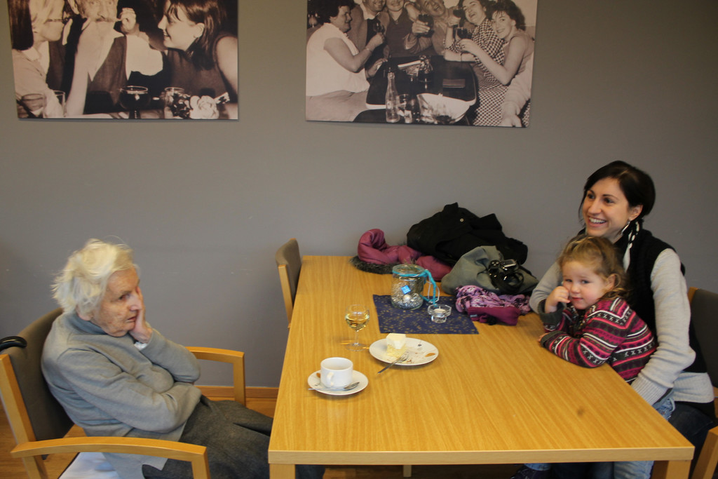 IAP 017_JPG-1357563494