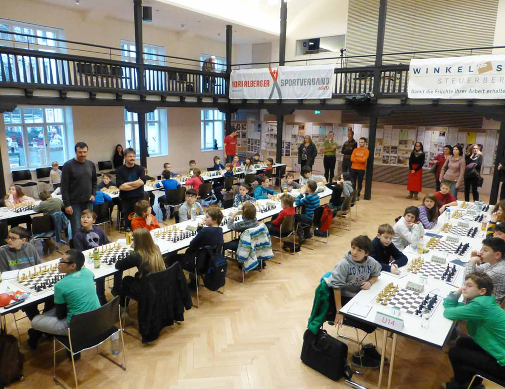 O58Saal_jpg-1357601342