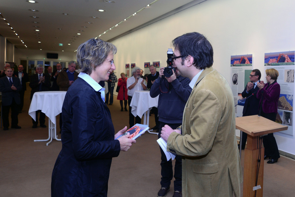 DSC_0614_jpg-1357681143