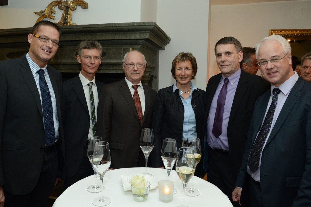 DSC_6684_jpg-1357686048