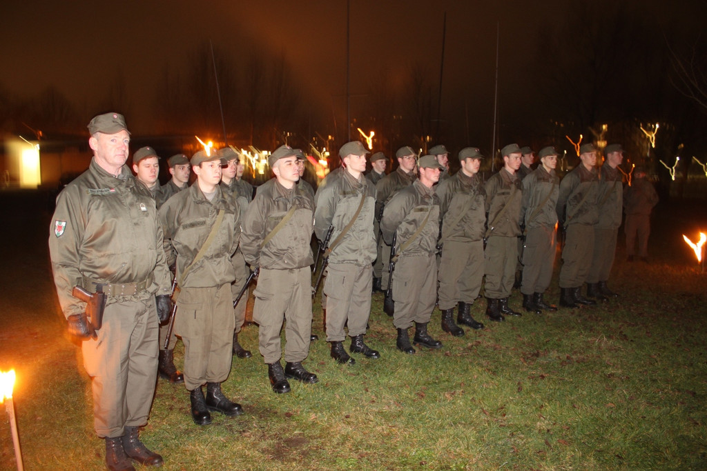 Waffen__bergabe Bundesheer 2013 _2__jpg-1357898164