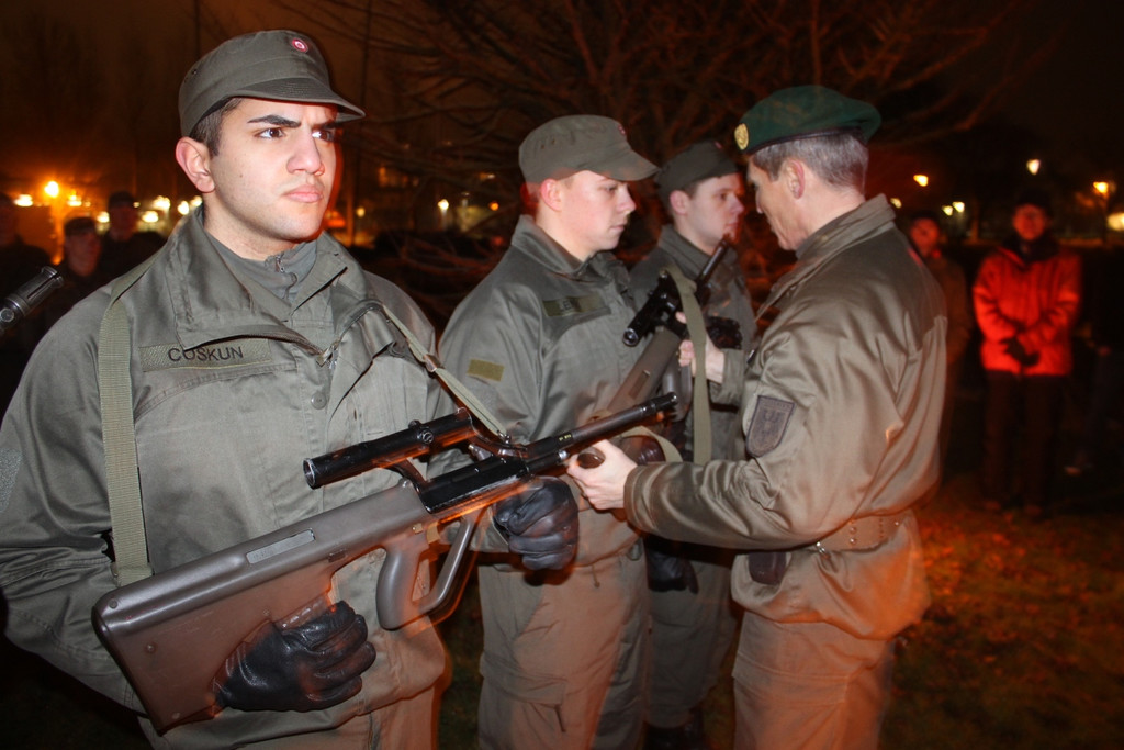Waffen__bergabe Bundesheer 2013 _28__jpg-1357898278