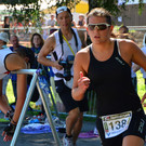 Triathletin Daniela Bader trainiert mit Yvonne van Vlerken