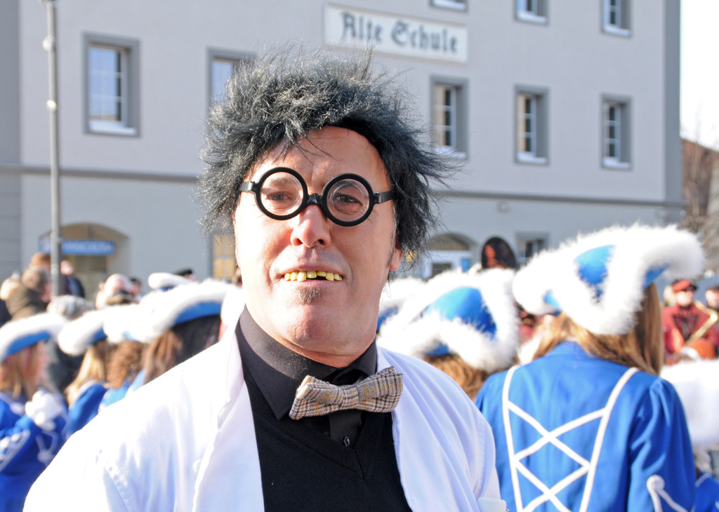 Schl__ssel__bergabe H__chst 12-01-2013 33_jpg-1358028597